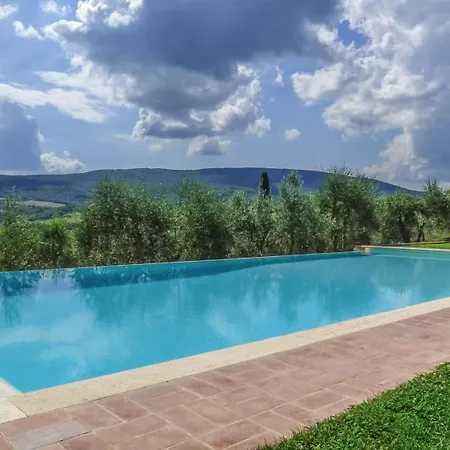 Holiday home Historic Overlooking San Gimignano